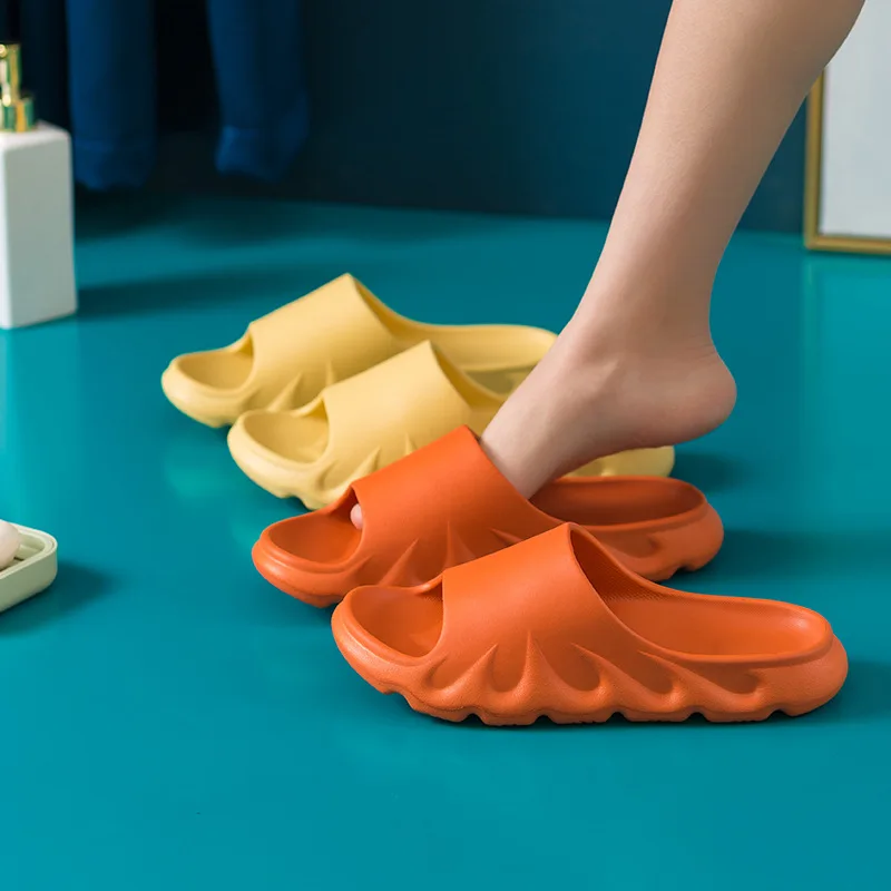 

Тапочки женские нескользящие на толстой платформе, Мягкие Шлепанцы для дома, сланцы для ванной, летняя модная обувь для мужчин