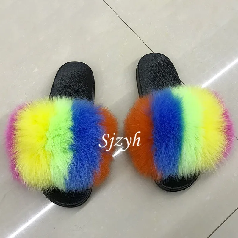

Wholesale Summer Fox Fur Slippers Girl's Fluffy Fur Slides Rainbow Furry Flip Flops Wome's Luxury Plush Sandals Ladies Home Shoe