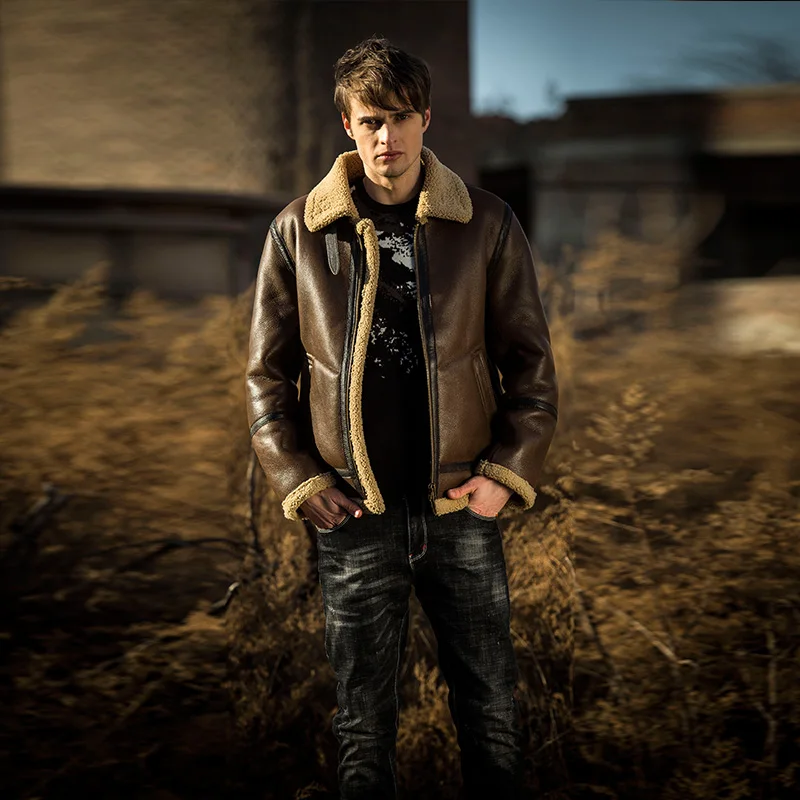 Мужская куртка-бомбер из натуральной овечьей кожи в стиле милитари | одежда