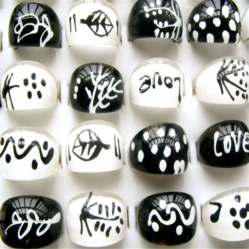 5 шт./лот оптовая продажа разные размеры белые и черные смоляные кольца модные