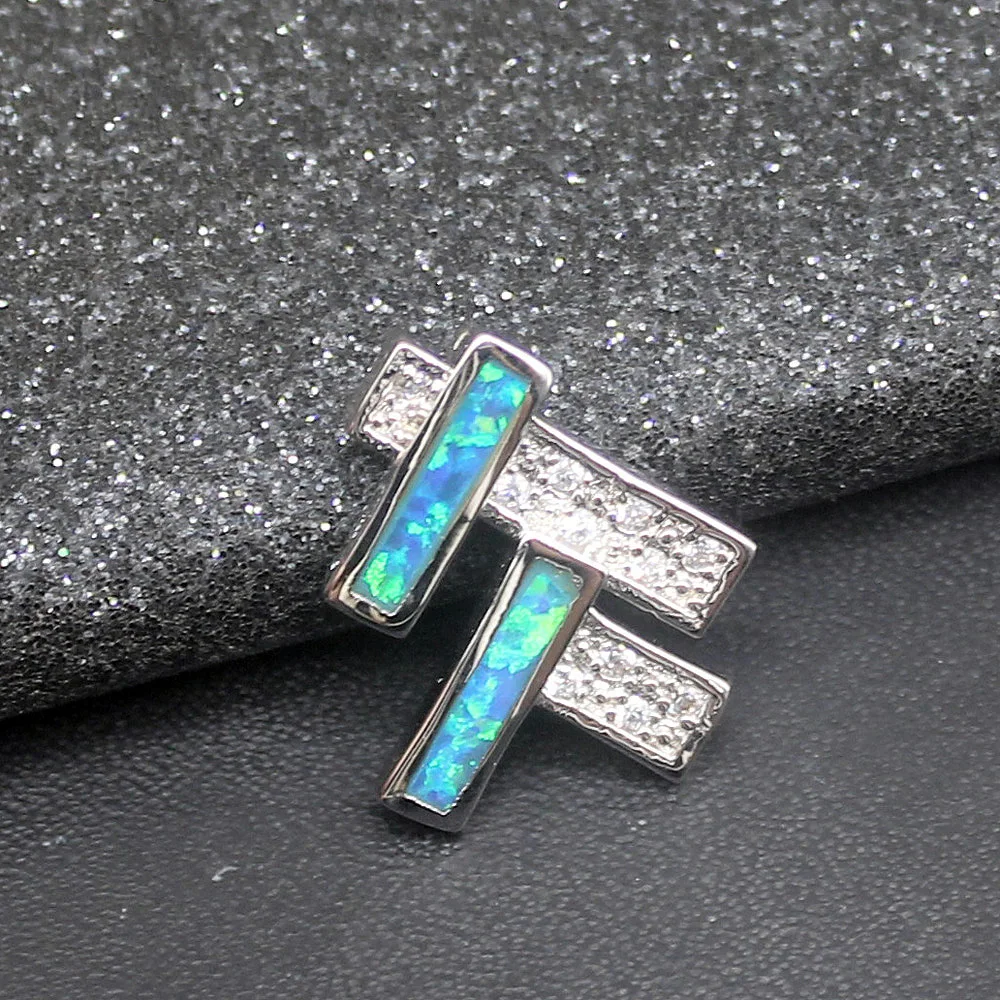 

Женская цепочка с подвеской с голубым огненным опалом, серебро 925 пробы