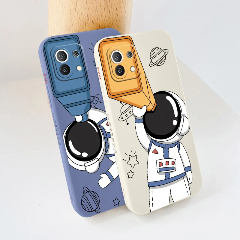

Space Astronaut Case For Xiaomi Mi 11 11i 10T 9T Lite 10 10S 9 8 lite Pro Poco F2 X2 F3 Pro Shockproof Soft Phone Cover Coque