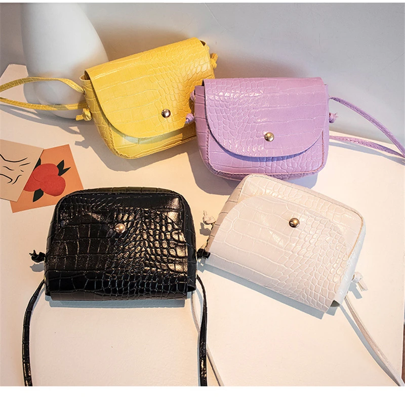 Маленькая квадратная сумка 2021 летняя кожаная через плечо высококачественные