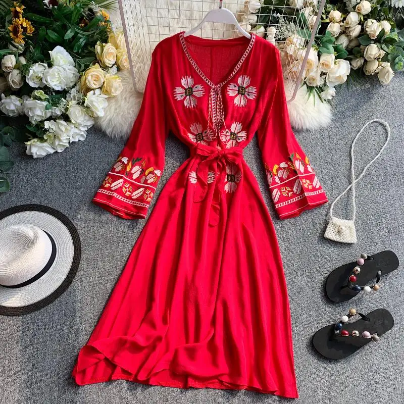 2019 новые модные женские платья в этническом стиле с цветочной вышивкой красного
