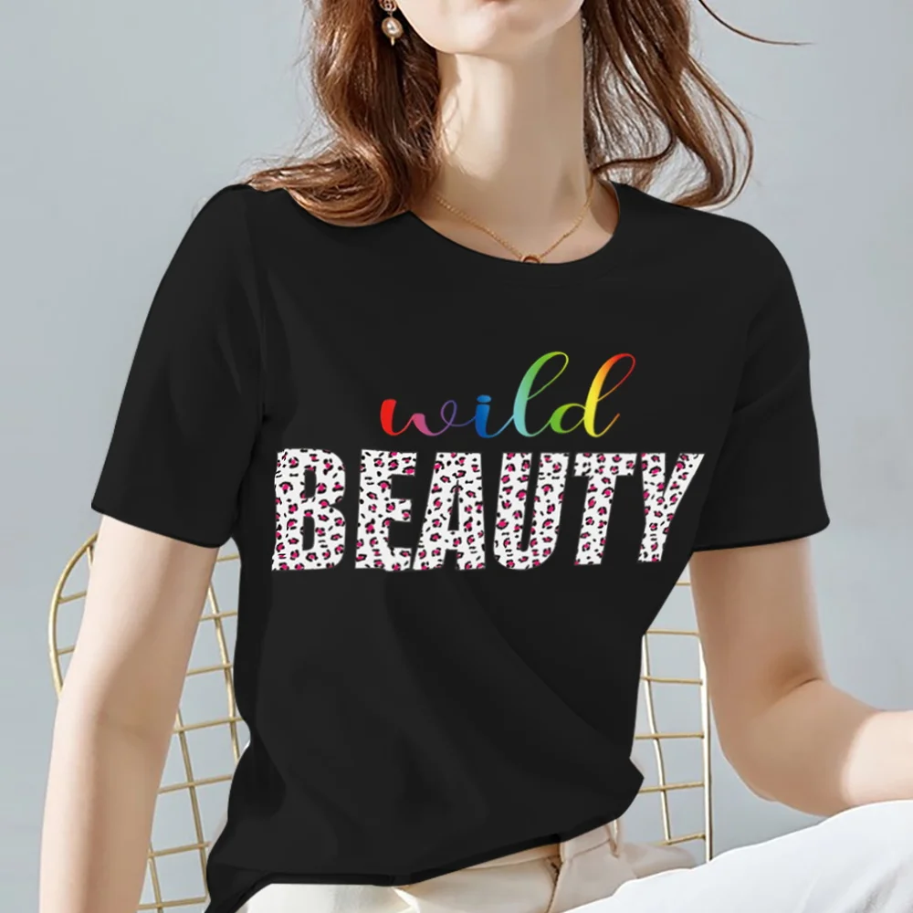 Футболка женская повседневная с круглым вырезом базовая тенниска из серии дикий