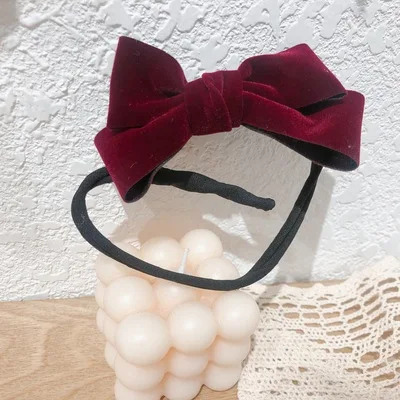 

2Pcs Beauty bow Magic Hair Buns Stylish Twist Ring Former Shaper Donut Chignon Maker Clip Hair Curler Accessory 2021