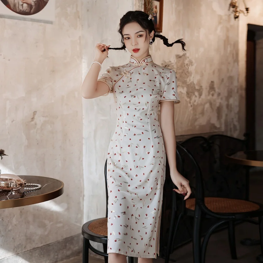 

Sheng Coco New Love Pattern Qi Pao China Dress Cotton Hemp Chinese Cheongsam Knee Length Monder Fashion Chipao S M L XL XXL