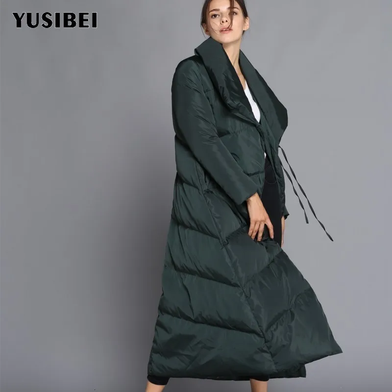 Пуховик женский зимний с большим воротником лацканами на шнуровке|Женские