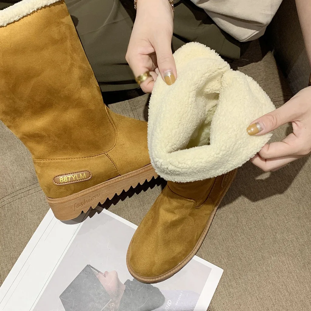 Женские сапоги до середины икры теплые зимние на плоской подошве однотонные без