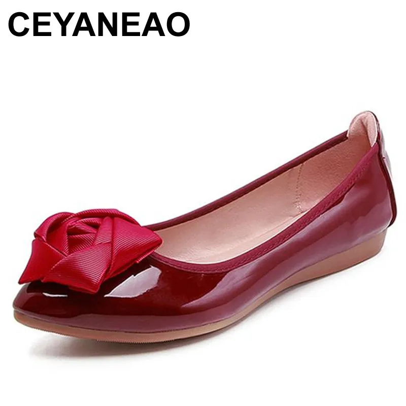 

CEYANEAO New 2019; women's ballet flats on a flat sole with a floral pattern; soft, comfortable moccasins for driving