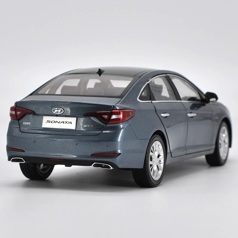 1:18 HYUNDAI 9th Sonata сплав модель автомобиля статические высокой моделирования металлические модельные автомобили с оригинальной коробкой