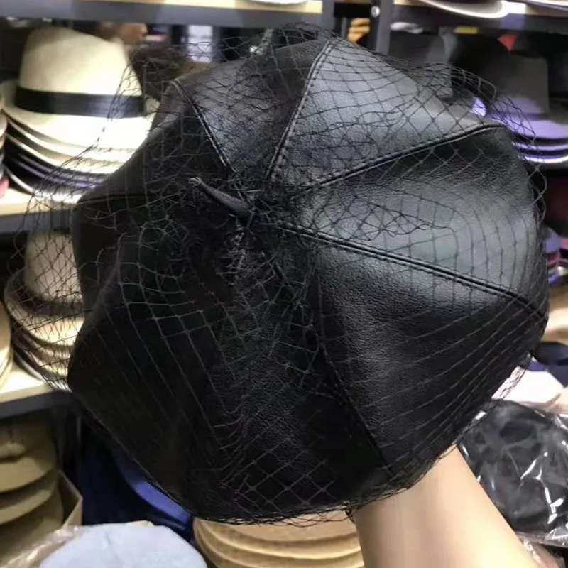 Новый завораживающий черный головной убор Шикарный кожаный французский берет с
