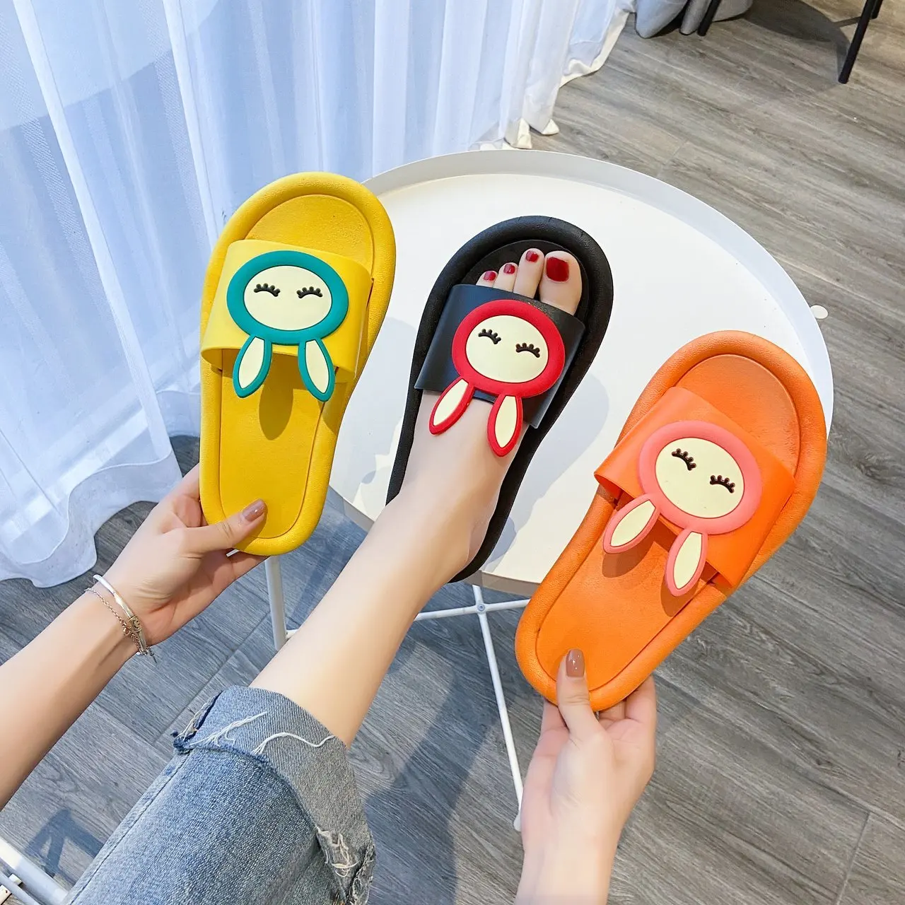 

Summer Slippers Women non-slip wear slippers Beach Sandals Fashion Open Toe Slides cartoon slippers Indoor Slippers