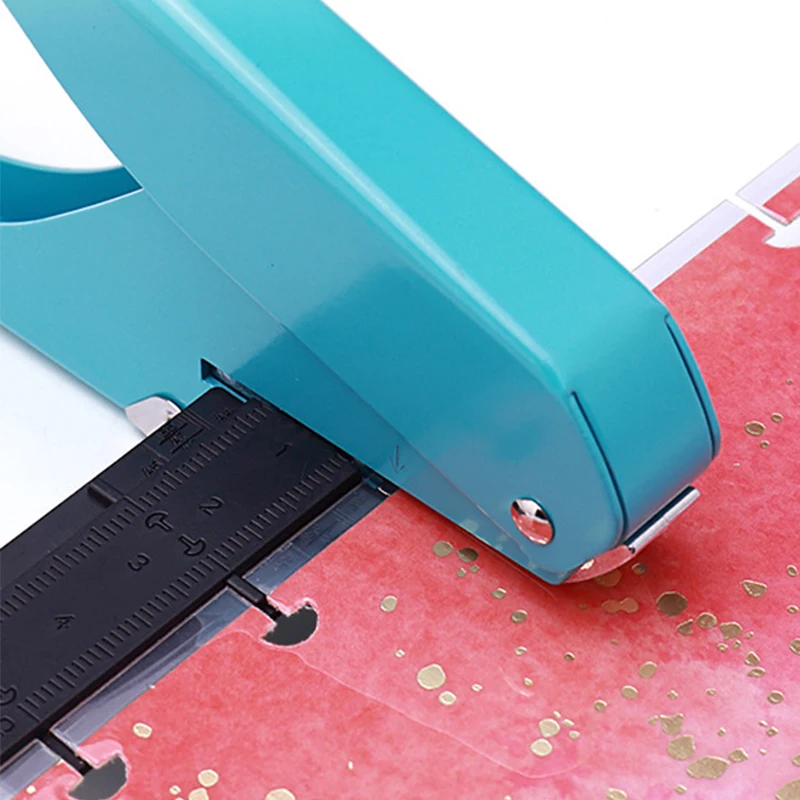 

Hand-held Mushroom Hole Puncher Paper Cutter Loose-leaf Manual Punching Machine for Office Home Students VDX99