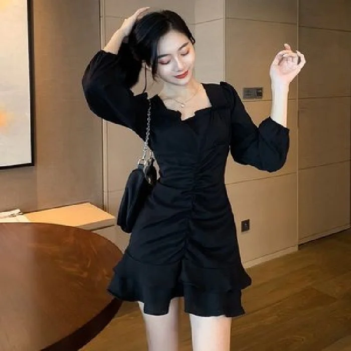 

French Retro Wind Black Elegant Waist-TightRachel