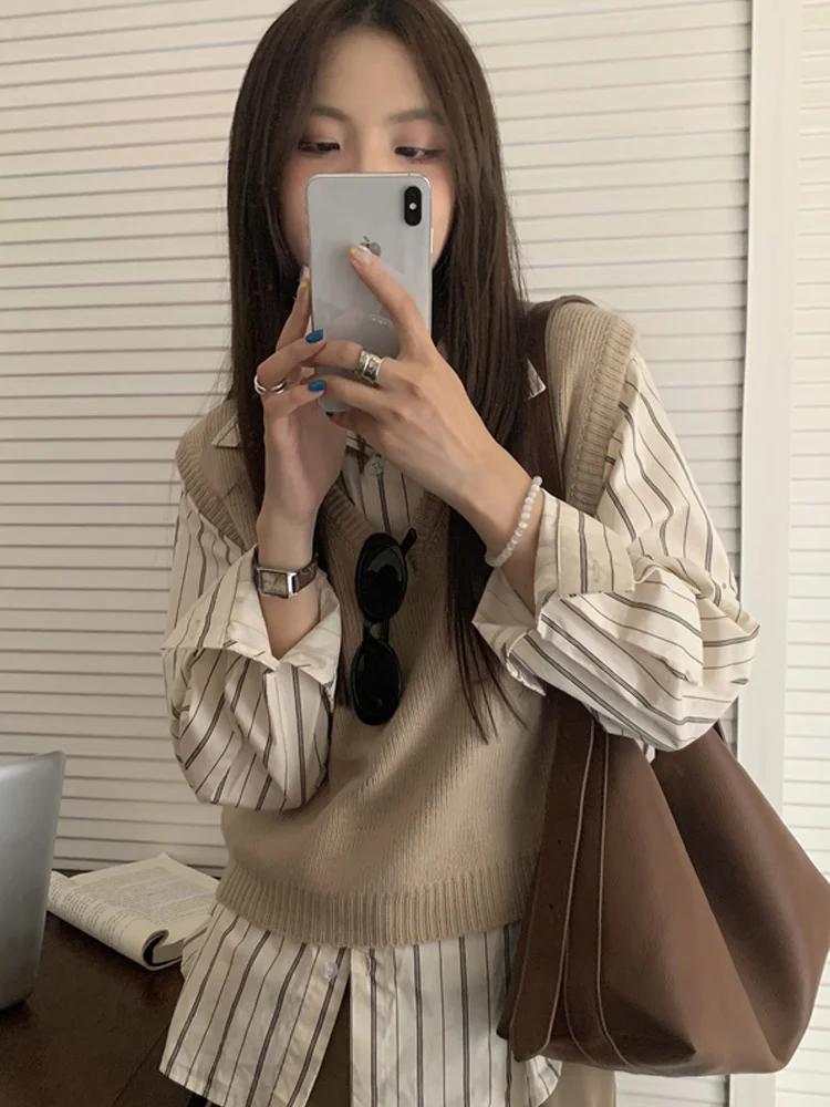 Студенческий свитер с V-образным вырезом Женский ранний осенний Топ ленивый 2021