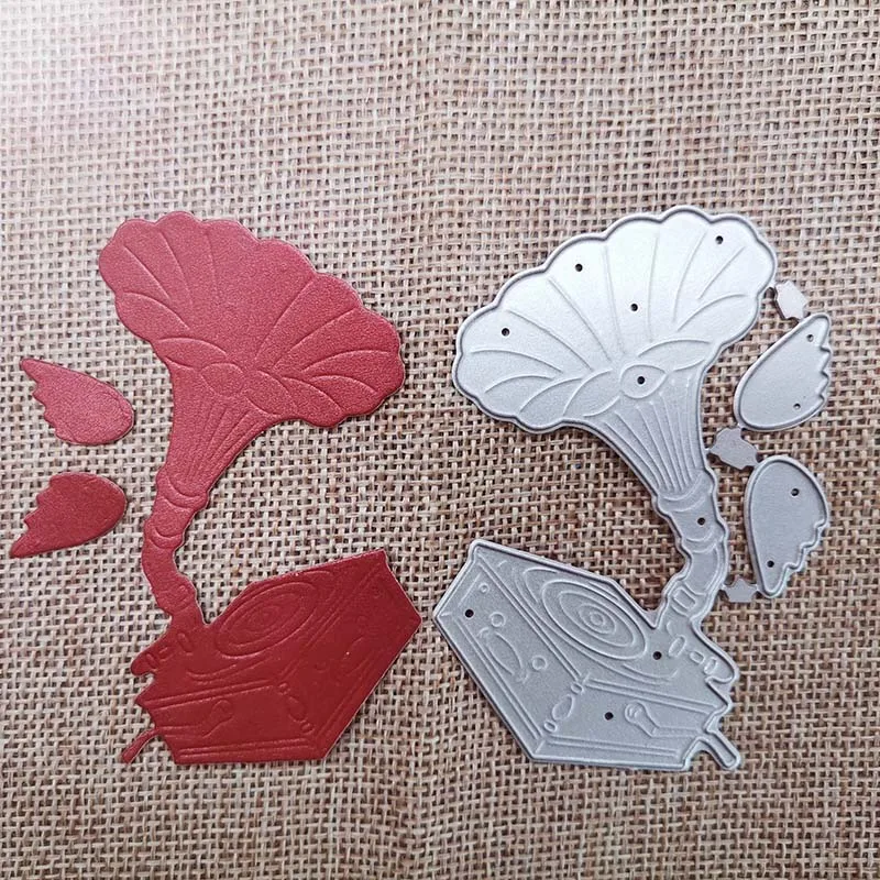 

New Metal Cutting Dies Scrapbooking 80*55mm Creative radio with wings DIY Album Paper Card Craft Embossing stencil Dies