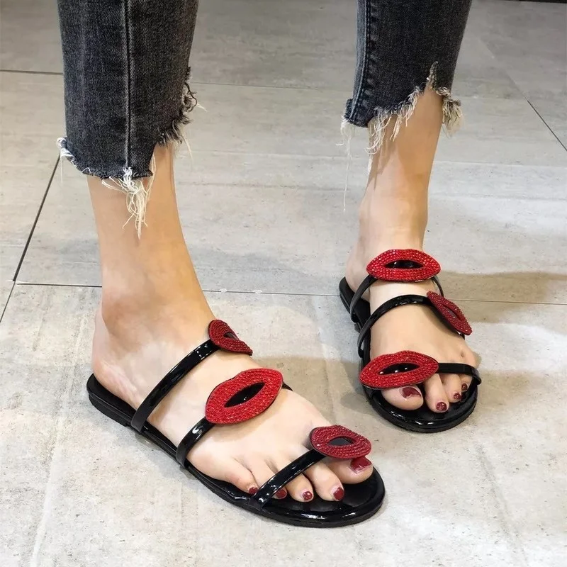 

Женские летние прохладные сандалии, тапочки, женские активного отдыха, тапочки, путешествия, все-матч с плоским дном пляжные сандалии