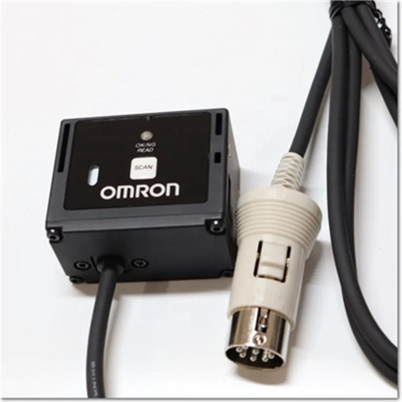 

OMRON V400-R2CF65 MULTI CODE READER CHASSIS MOUNT