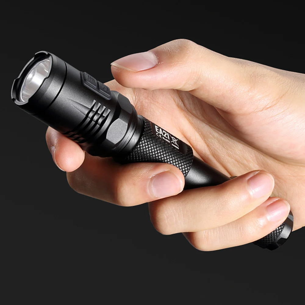Лидер продаж белый и красный светодиодный фонарик NITECORE EA21 167 метров