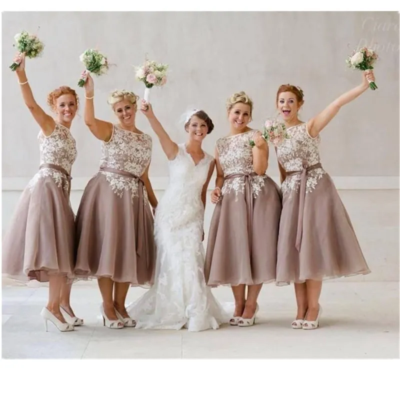 Женское Тюлевое платье до колен пыльное с белым кружевом V-образным вырезом на