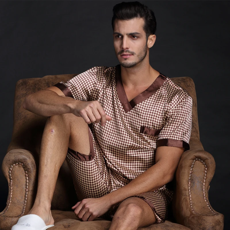 

Thoshine marca primavera outono conjuntos de pijamas de seda cetim dos homens camiseta & shorts masculino pijamas