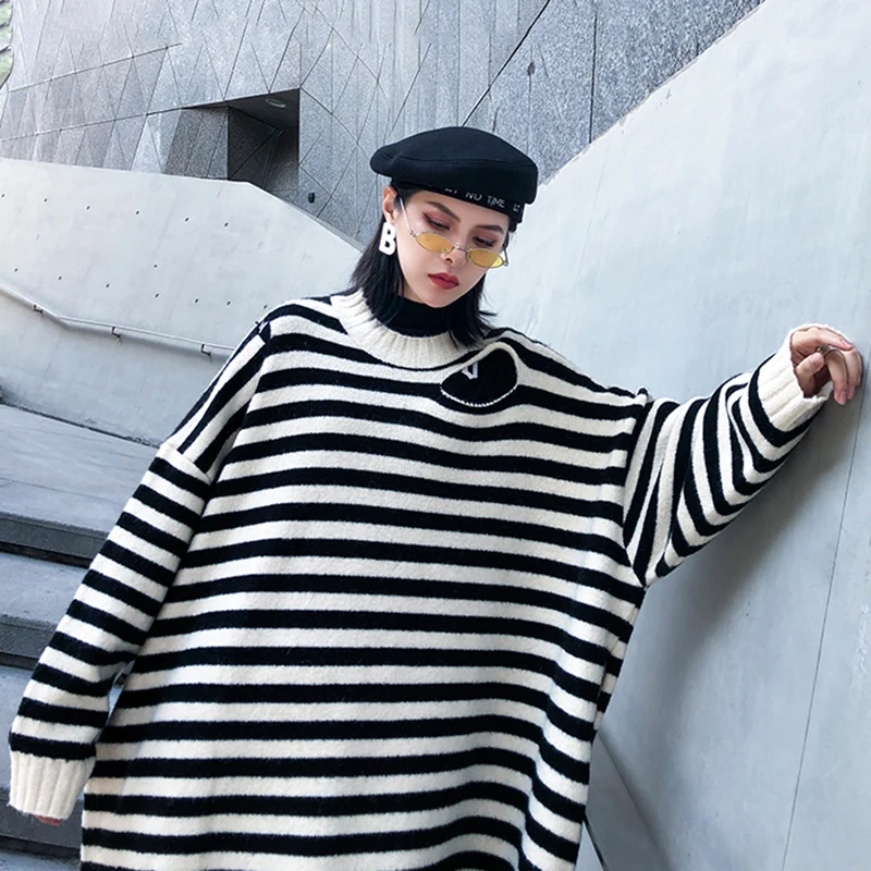 

[EAM] Women Big Size Striped Long Knitting Dress New Round Neck Long Sleeve Loose Fit Fashion Tide Autumn Winter 2021 1DB537
