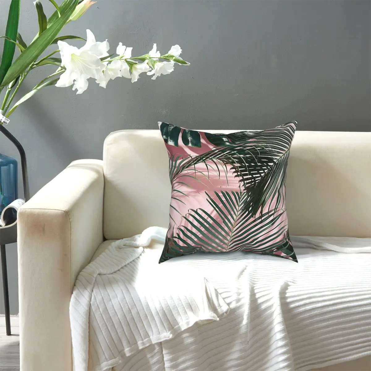 

Pink Tropical Leaves Throw Pillo Square Pillow Case Polyester Cushions for Sofa Casual Pillowcover Home Decor