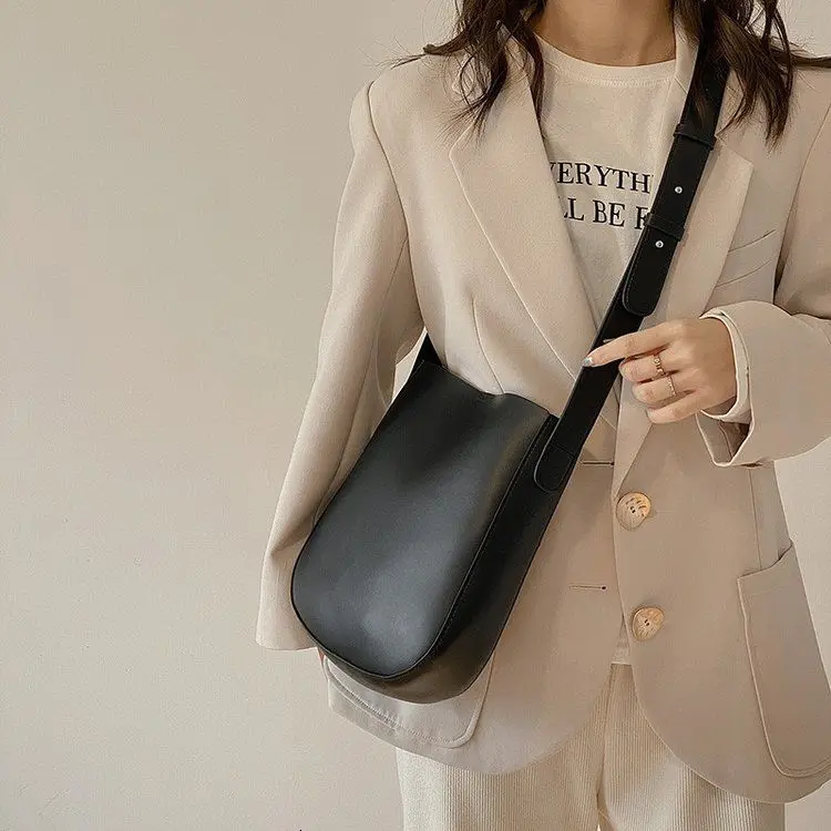 

Bags for Women 2021 Fashionable Shoulder Bags Female Messenger Bag Handbag Chain Wild Crack Printing Wild Crossbody Bag handabg