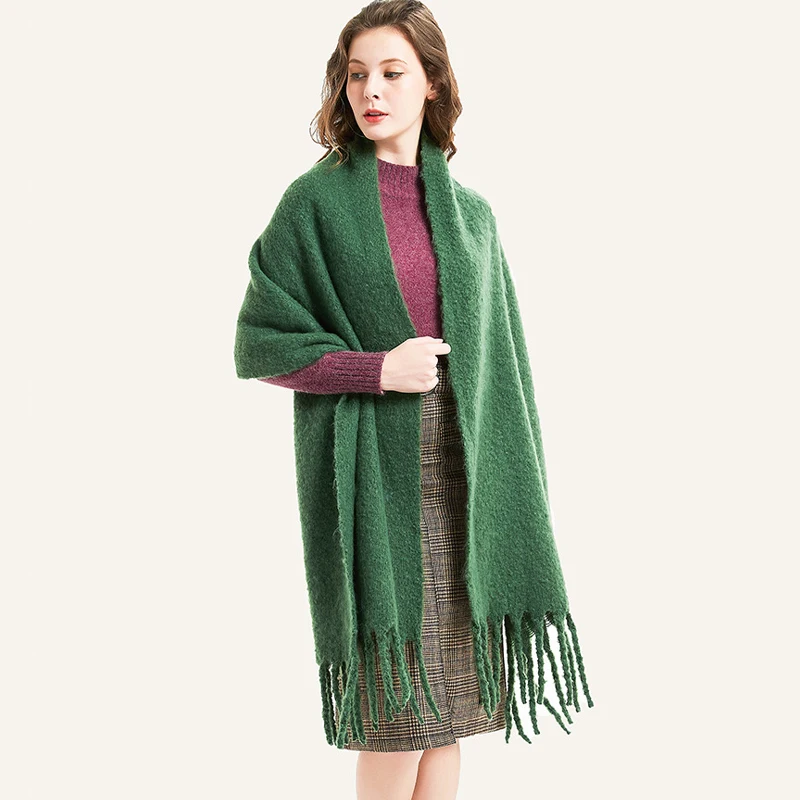 Толстый женский шарф GOPLUS с кисточками большой роскошный однотонный розовый