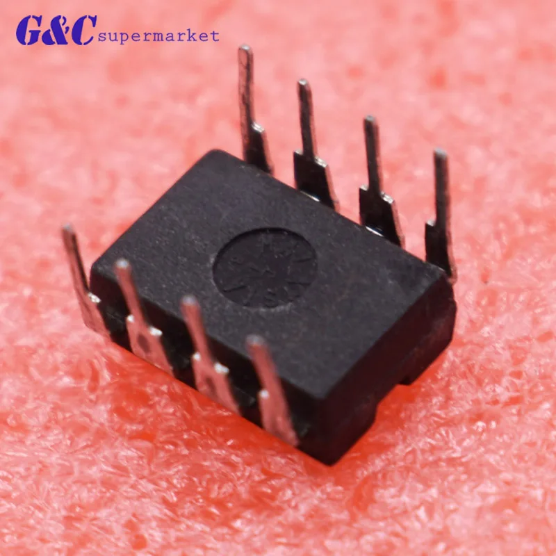 1/5 шт LTC1451CN8 8-контактный 1451 12-битный рельсовый микроусилитель DACs IC diy Электроника |