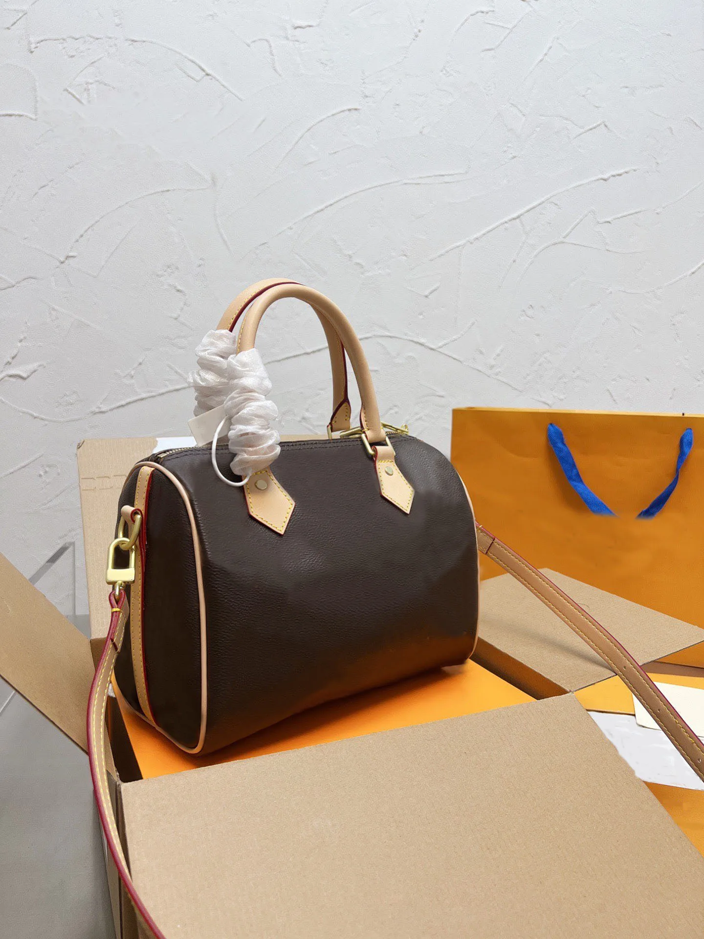 

Классическая роскошная кожаная сумка со сменой цвета sp11dy, высококлассная миниатюрная дорожная сумка 25 см 20 см 16 см, женская сумка через плеч...