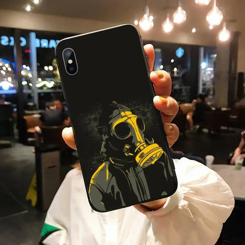 

Man Antigas mask fashion design high quality Phone Case shell for iPhone 11 12 pro XS MAX 8 7 6 6S Plus X 5S SE 2020 XR