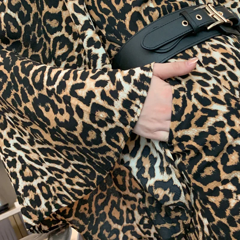 Комбинезон женский с квадратным вырезом пикантный длинный расклешенный ромпер