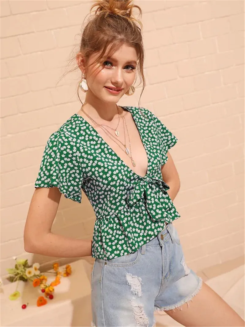 

2019 Women Summer Floral Short Sleeve Deep V-Neck Low-cut Ladies Casual Top Blouse Beach Holiday