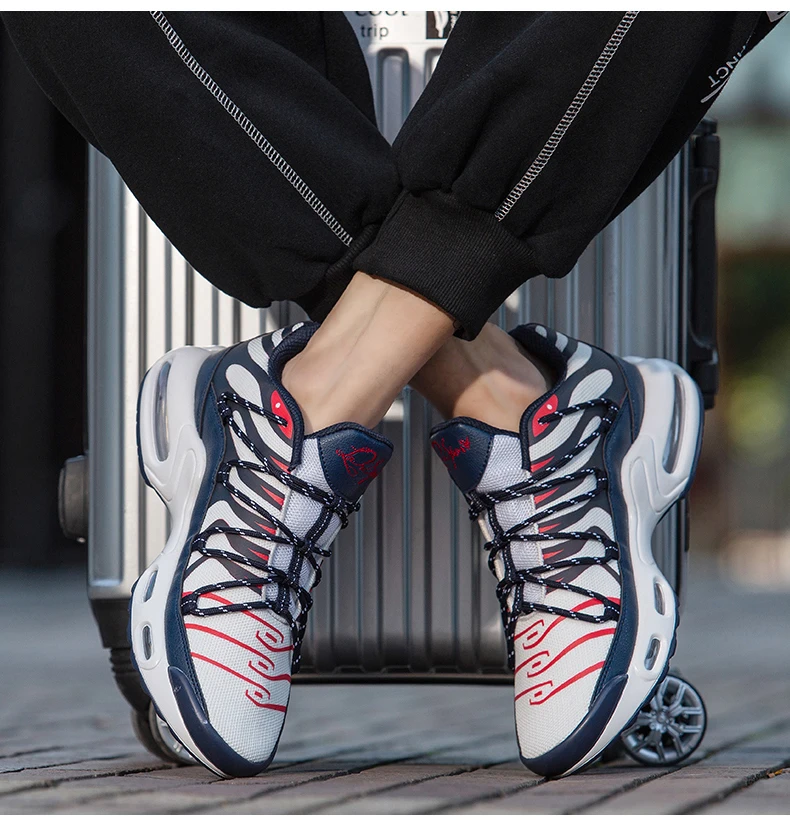 

New Fashion Men Casual Shoes Brand Sneakers Men Lightweight Lace-up Walking Sneakers Trainer Male Footwear