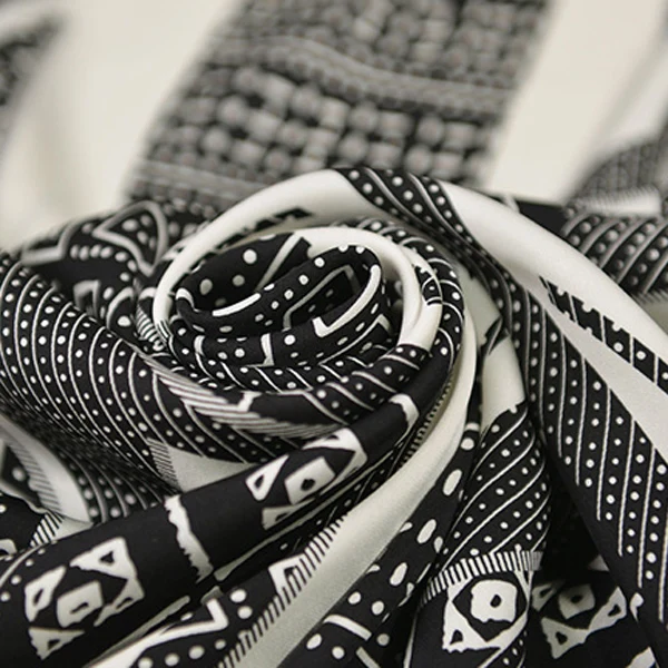 

Crease resistant black geometric design pure silk satin fabric very smooth 21momme,SSC470