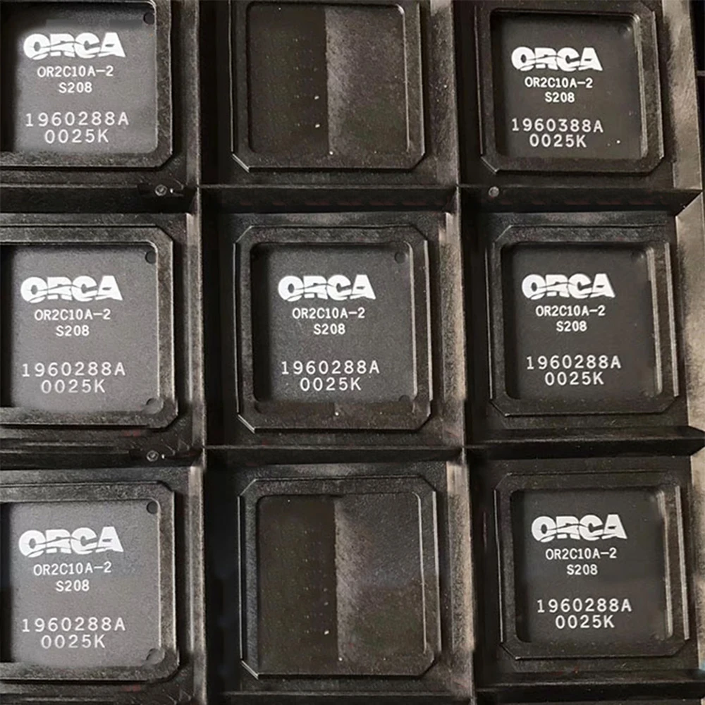 

100% новые и оригинальные фотообои OR2C10A2S208 QFP