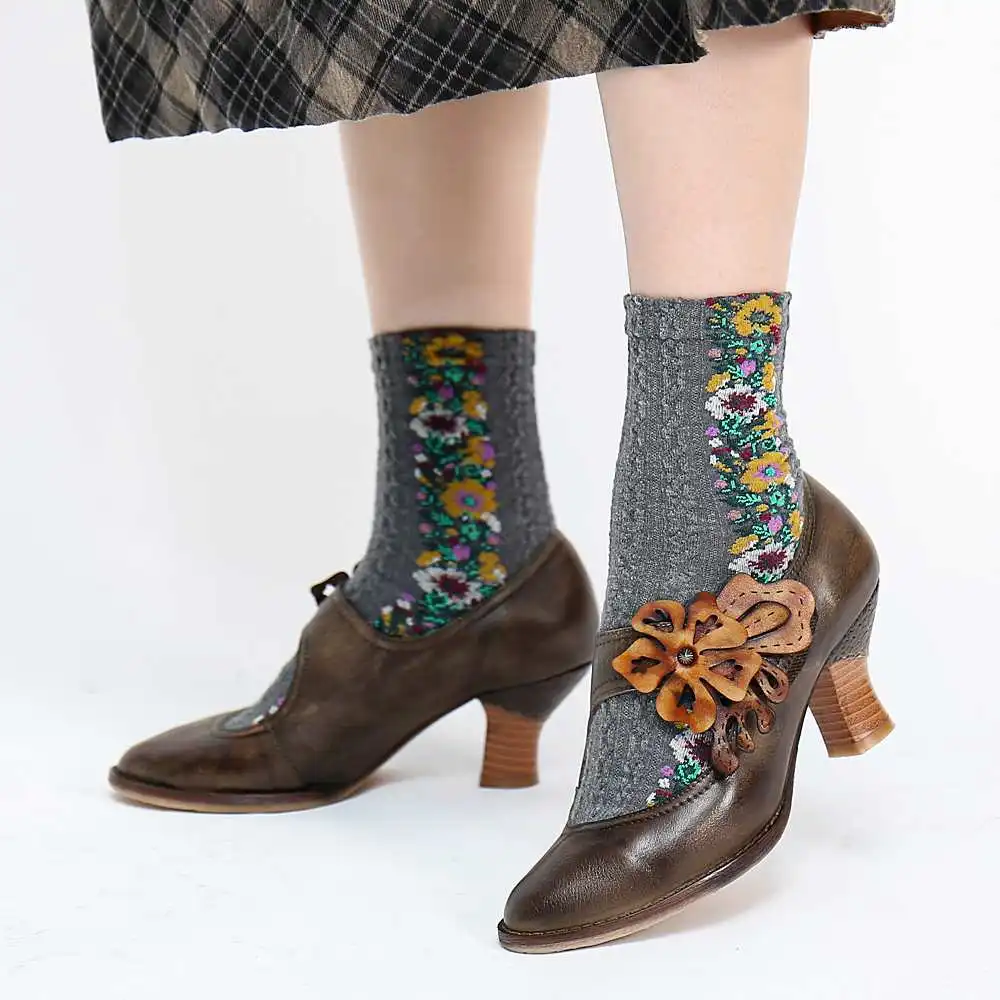 

SOCOFY Retro Boots Autumn Style Withered Floral Genuine Leather Comfy Pumps Elegant Shoes Women Shoes Botas Mujer 2020