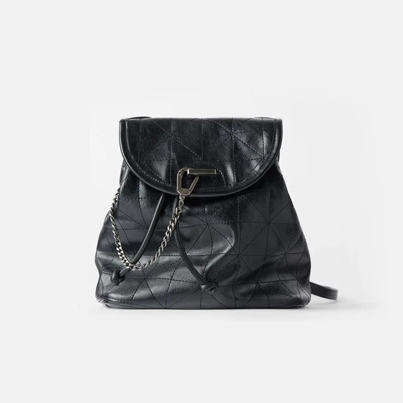

Women's Bag 2021 New Black Flip Soft Shoulder Bag Large Capacity Chain Bag Fashion Lingge Leather Backpack Women