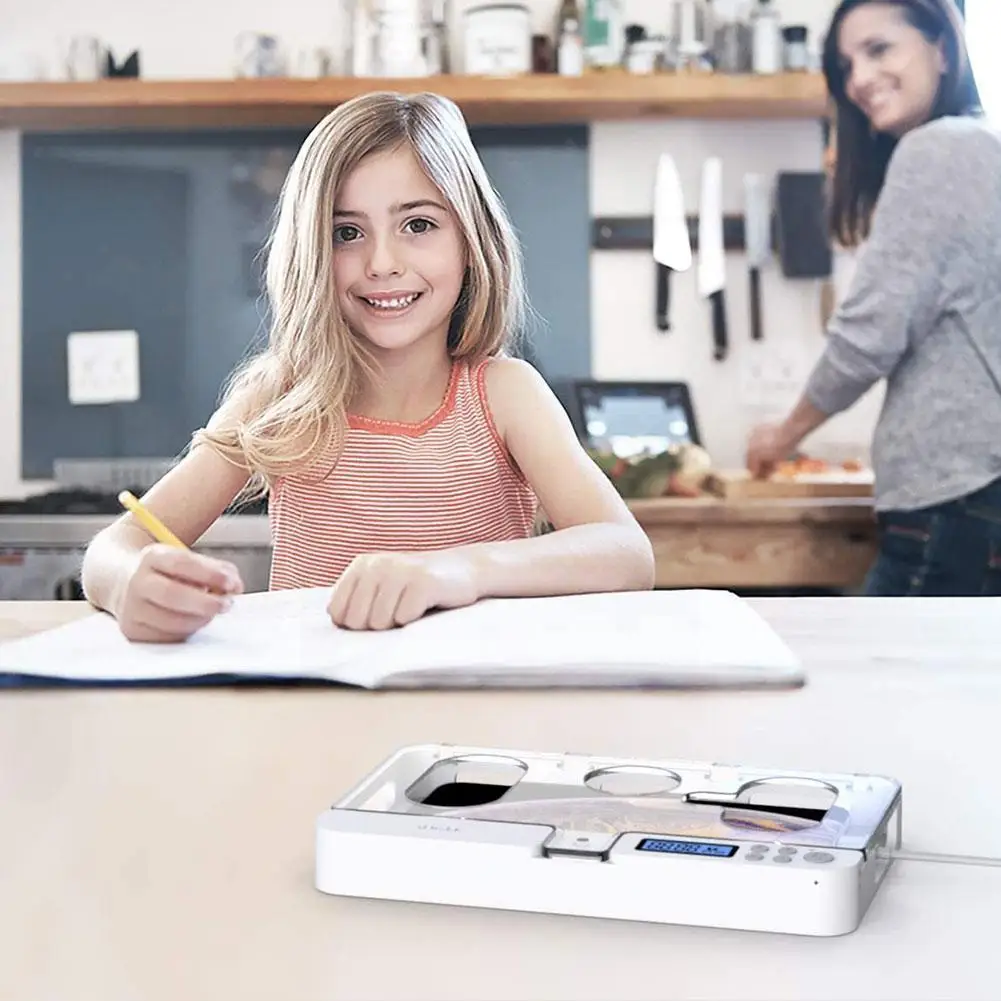 

Портативный, подходит для большинства телефонов с автоматическим таймером, прозрачные функциональные прорези с крышкой T5h7