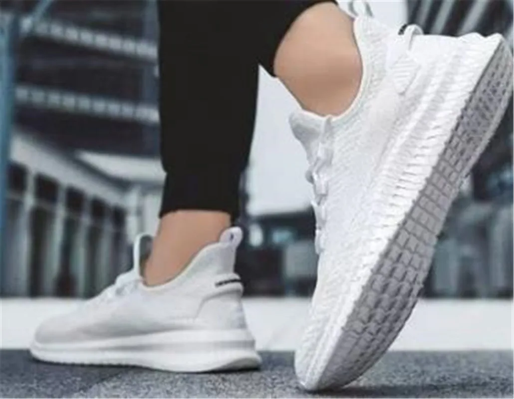 

Summer Running Shoes Men Walking Comfortable Athletic Training Footwear Breathable Sneakers Cushioning Casual Lightweight