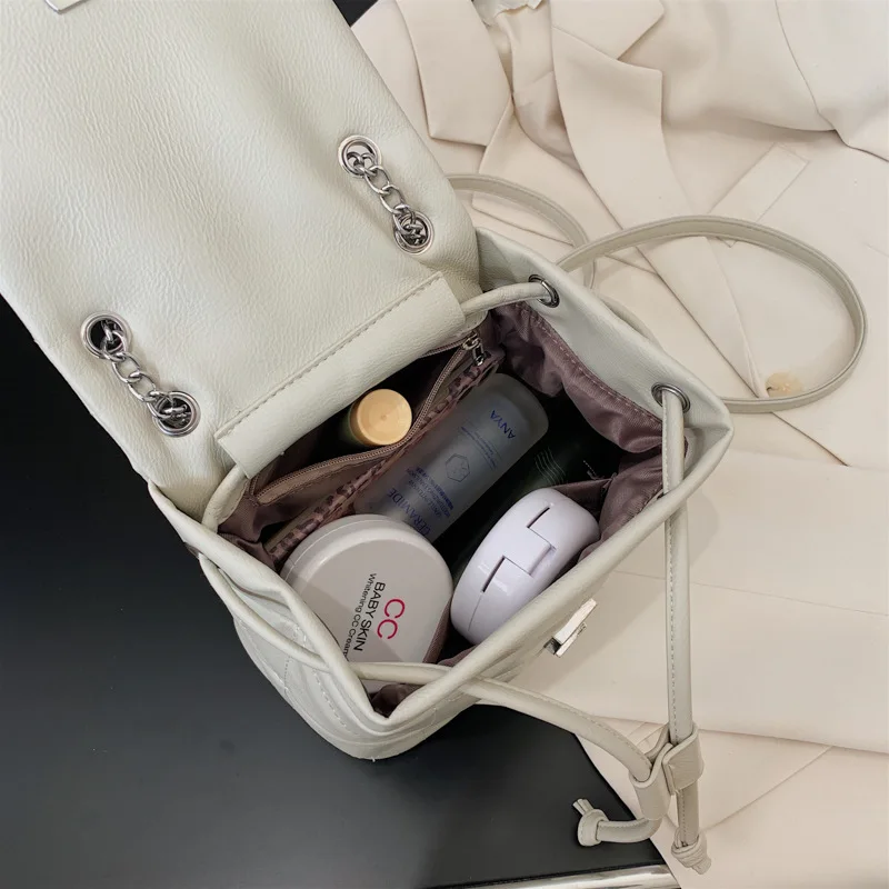 

2021 New Fashion Backpack High Quality Soft Leather Simple Shoulder Bags Large-capacity Handbags Classic Chain Bags Sac A Main