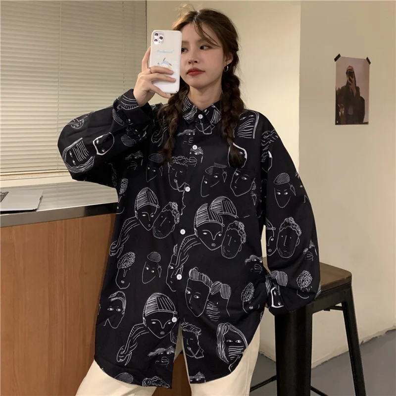 

Осенняя защитная одежда с принтом головы и коротким рукавом