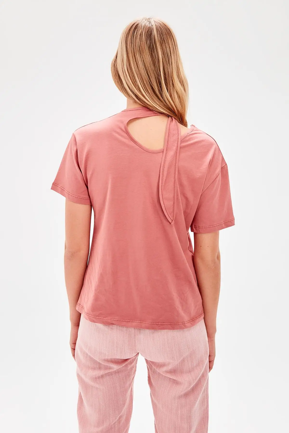 Trendyol цвет роза трикотажная футболка TWOAW20TS0168|Футболки| |