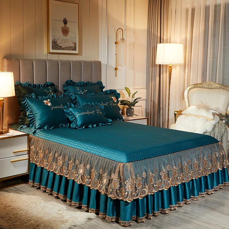 

Luxury Silkly Floral Embroidery Bedding Set Washed Silk Soft Double Duvet Cover Set Lace Thick Bed Skirt Bed Linen Pillowcases