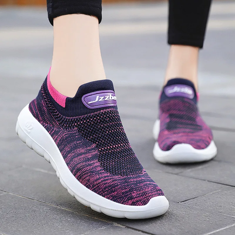 

Summer women Casual Shoes Fashion Socks Shoes 2021 New Comfortable Soft Sports Shoes Men Suede Light Running Shoes Sell Men Well