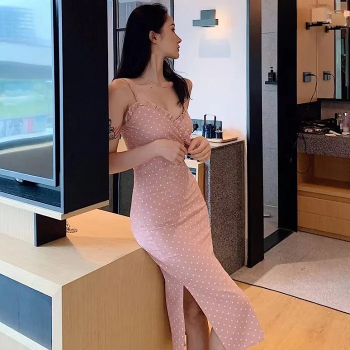 Платье трапеция на бретельках с V образным вырезом без рукавов|Женские платья| |