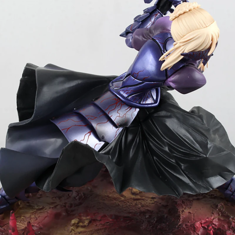 

Fate Night Japanese 18CM PVC Action Figurine Figure Anime Manga Black Saber Humble King's Hammer Boxed Dolls For Boys Girls