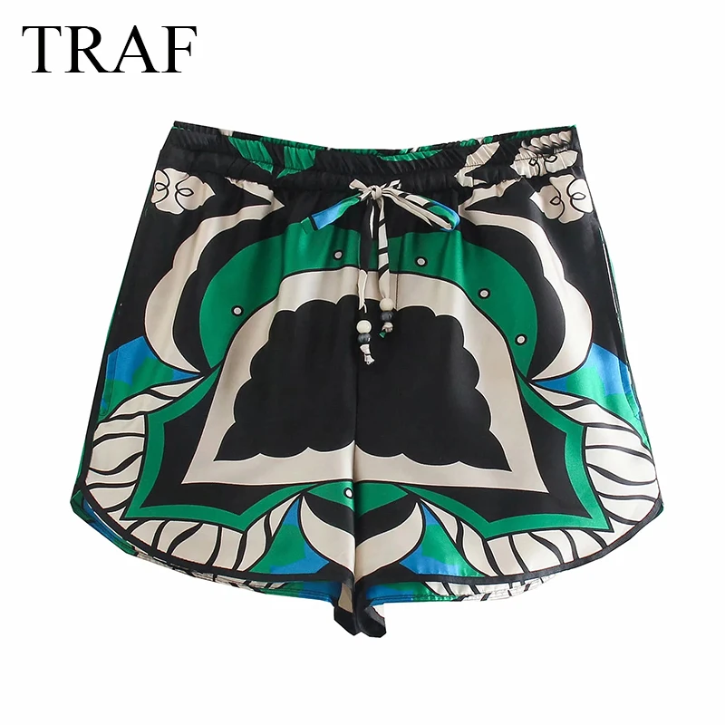 

TRAF Women's Clothing Pants Fashion Side Pockets Printed Bermuda Shorts Vintage High Elastic Waist Side Vents Female Short Pants